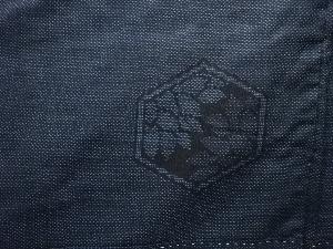 アンティーク　花亀甲模様織出し本場泥大島紬着物（5マルキ）